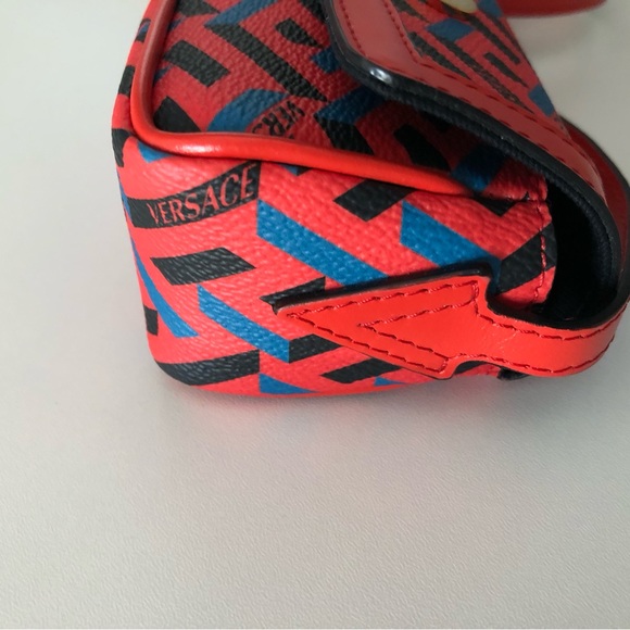 Versace La Greca Signature Mini Bag - Picture 4 of 10